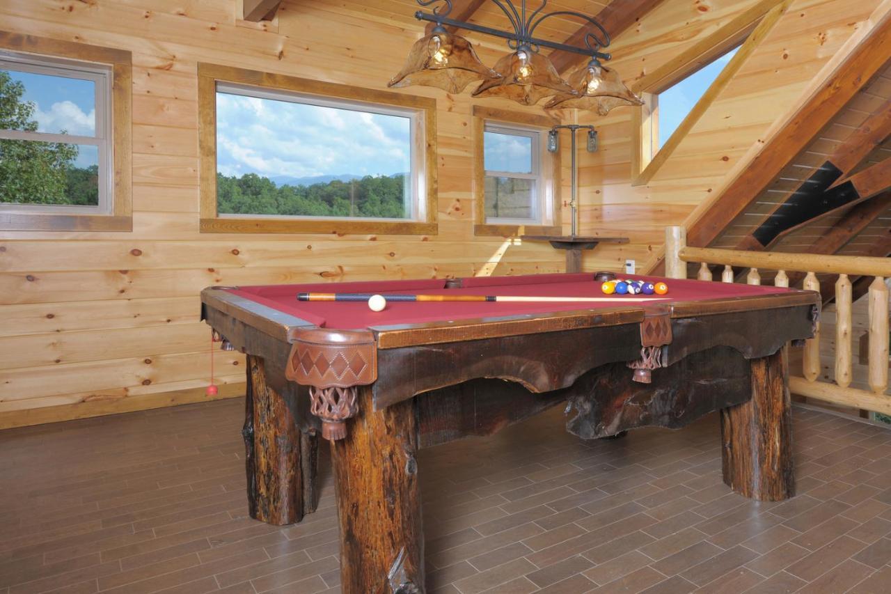 Ridge View Lodge Nature And Mountain View - Hot Tub - Firepit - Yard - Games Gatlinburg Extérieur photo