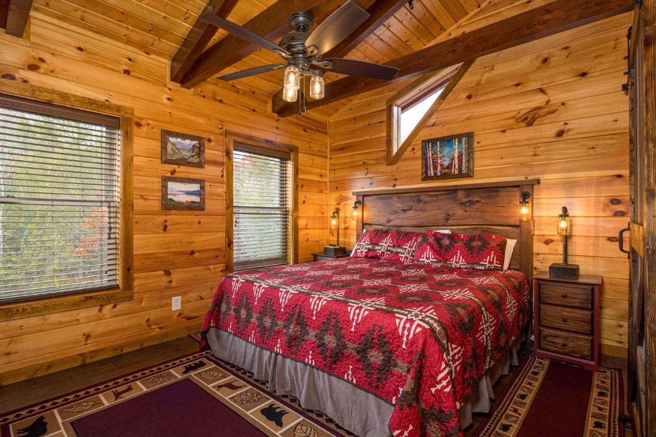 Ridge View Lodge Nature And Mountain View - Hot Tub - Firepit - Yard - Games Gatlinburg Extérieur photo