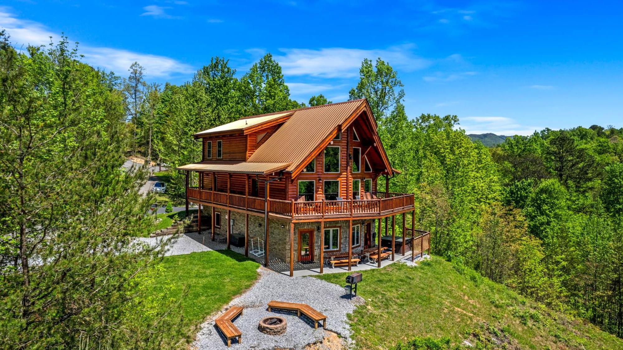 Ridge View Lodge Nature And Mountain View - Hot Tub - Firepit - Yard - Games Gatlinburg Extérieur photo